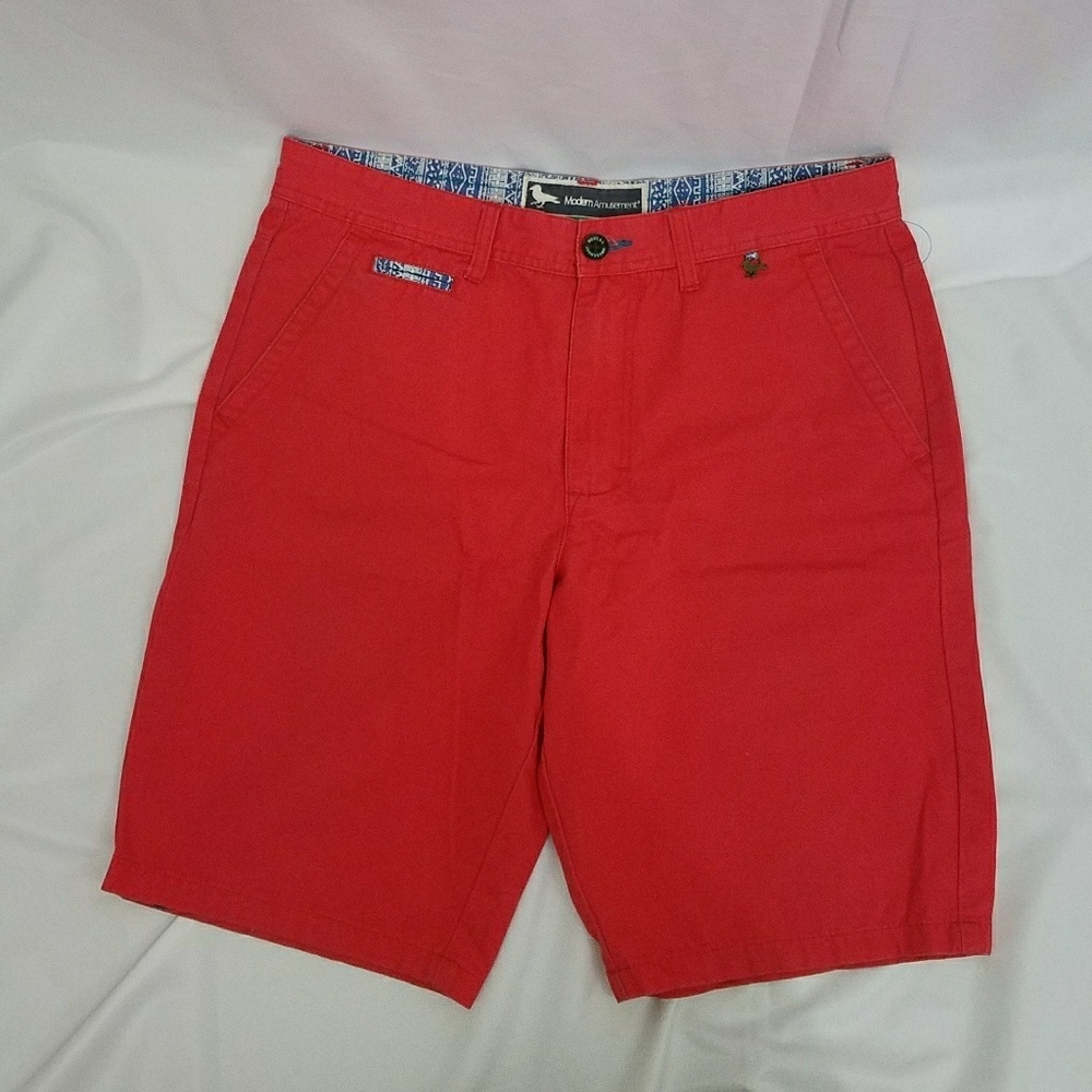 Modern Amusement Mens Red Shorts Size 32